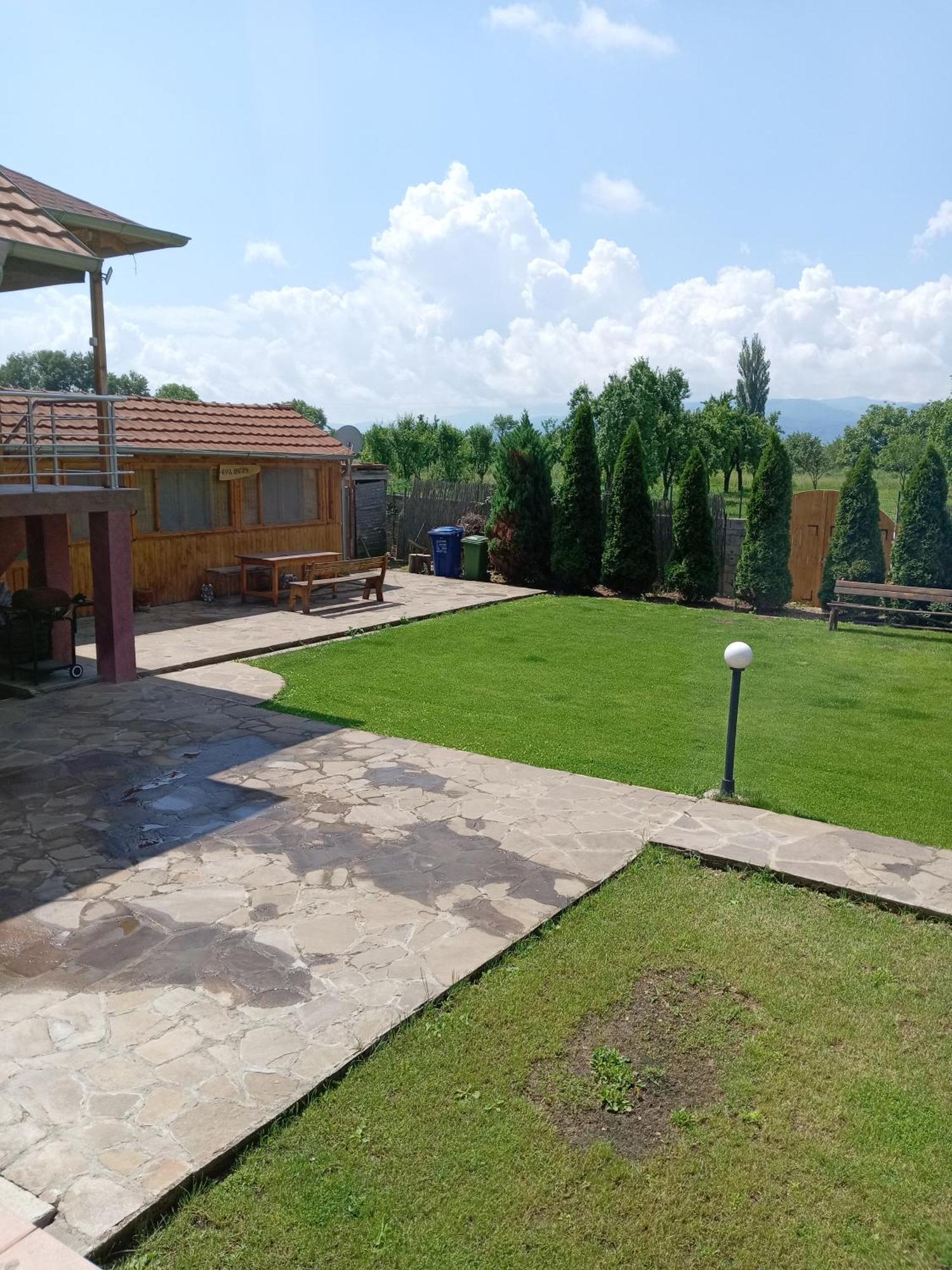 Vila Viktori Pirot Zewnętrze zdjęcie